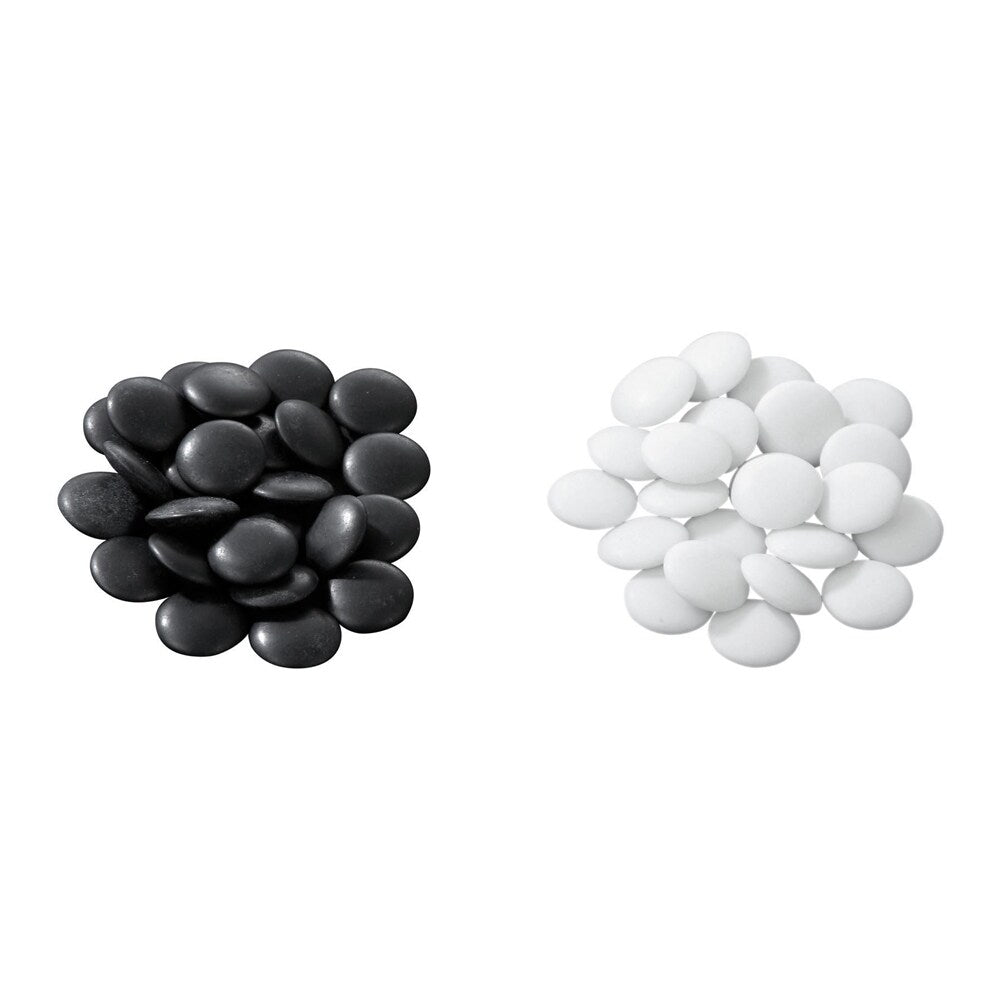 Go & Go Bang – traditionella strategispel från Asien, med spelplan och pjäser i ett komplett paket.