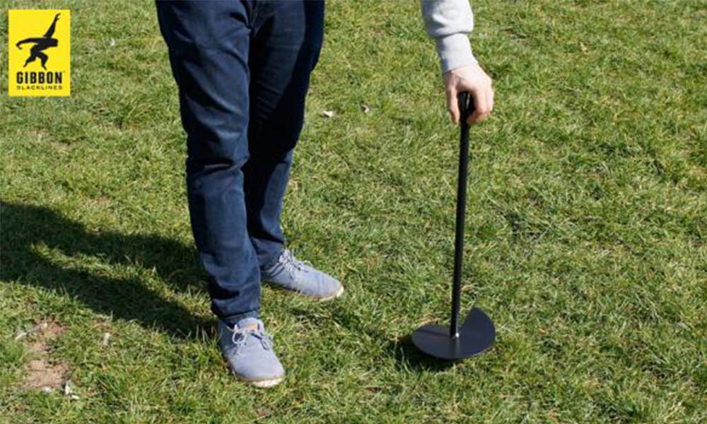 Installation av Ground Screw från Gibbon – jordankare för slackline utan träd