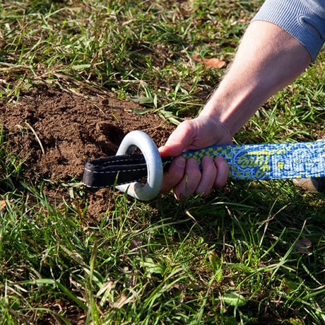 Installation av Ground Screw från Gibbon – jordankare för slackline utan träd