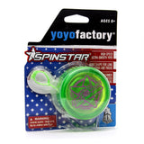 Produktförpackning för YoYoFactory Spinstar-jojo. Förpackningen är blå med vita stjärnor och visar den limegröna jojon och ett grönt snöre genom genomskinlig plast.
