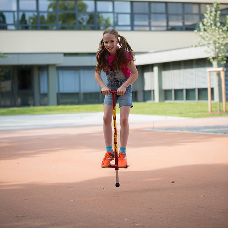 Qu-Ax hoppstylta (pogostick) för barn med vikt mellan 20–30 kg – tålig lekutrustning