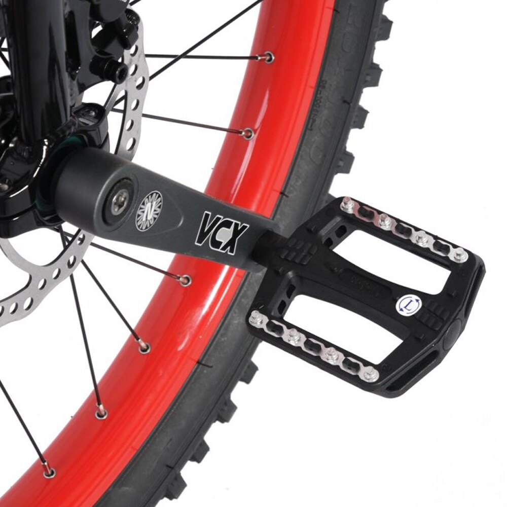 Pedal på Nimbus Oracle 26" – plattformspedal med grovt grepp